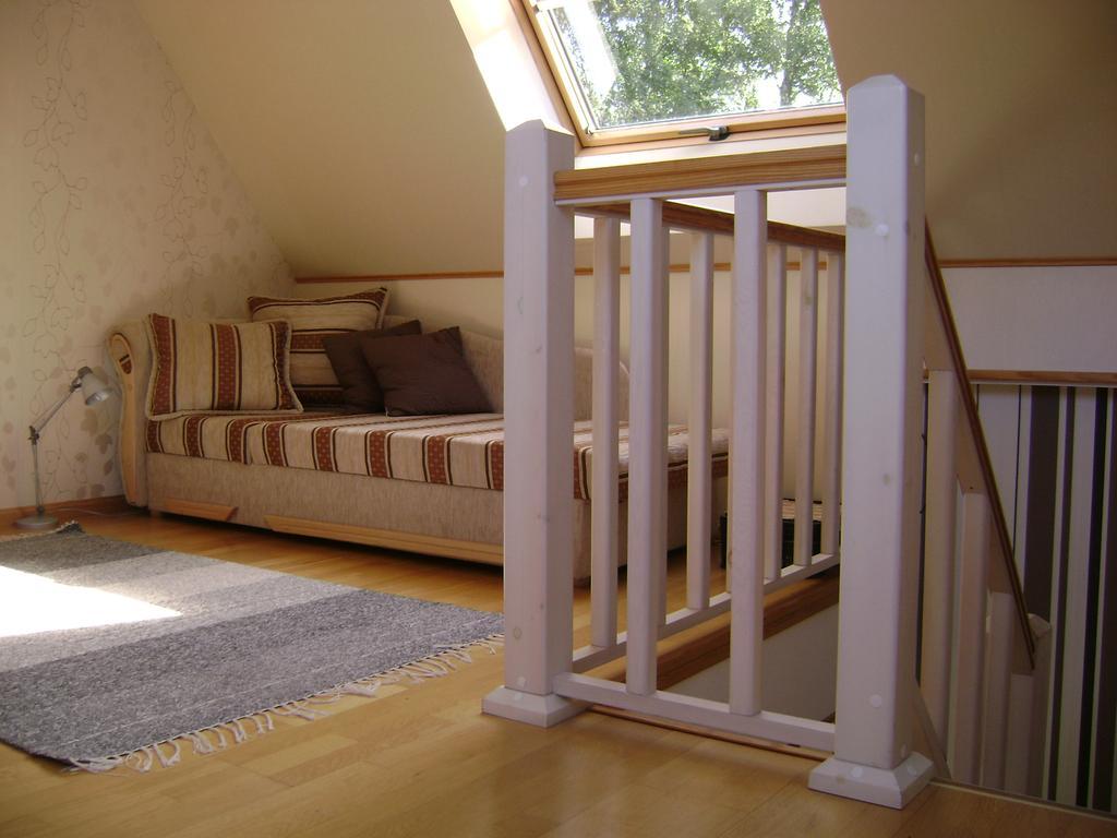 Mere Holiday House Salme Exterior photo